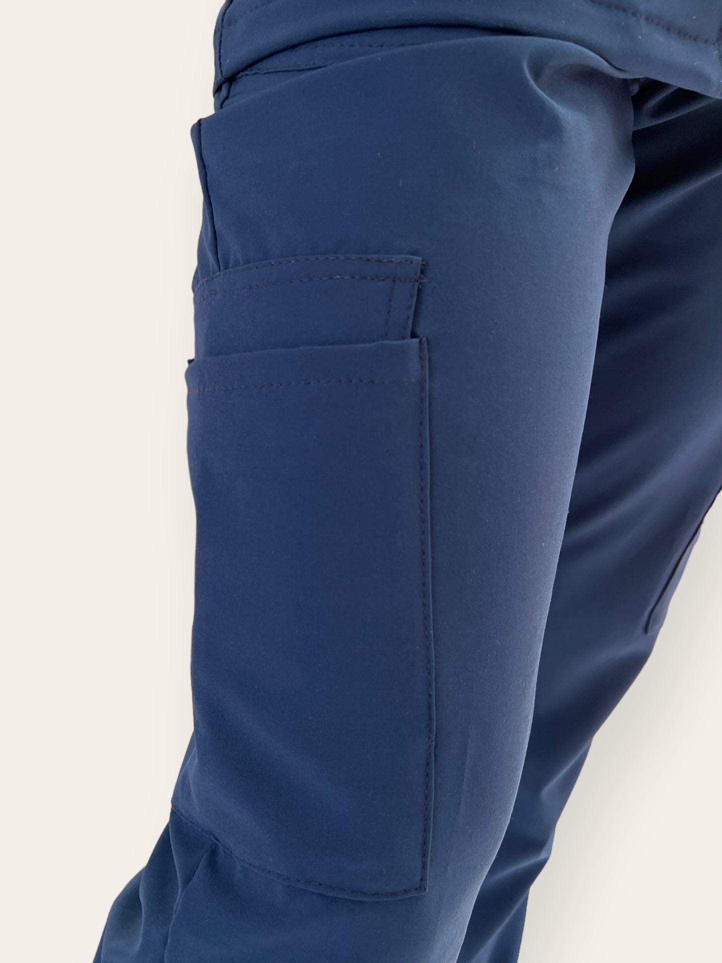 Pantalón Médico para Mujer Modelo Velvet - Scrubs